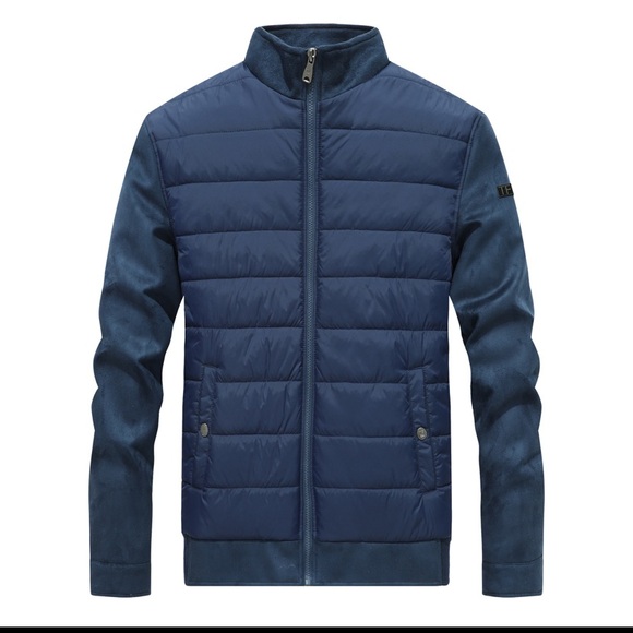 BNWT TF Collections Blue Suede sport size M - Picture 1 of 9